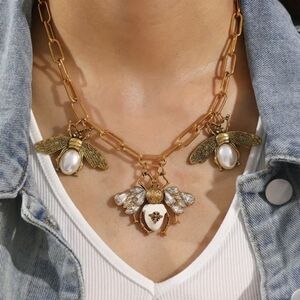 New 18k Gold Plated Bee With Gemstones Pendant Necklace